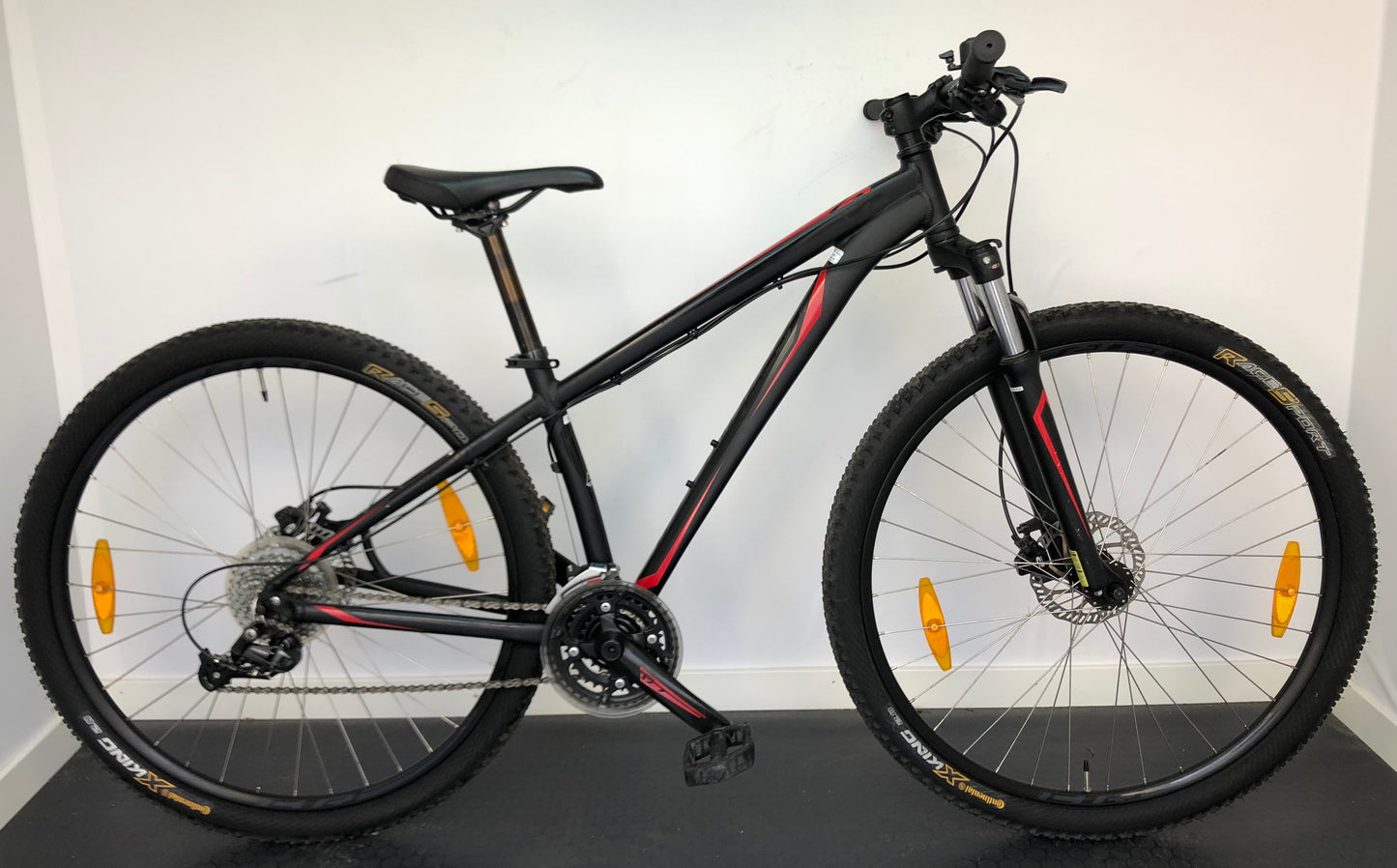 Specialized Hardrock, 29", 24 växlar, bättre begagnat skick