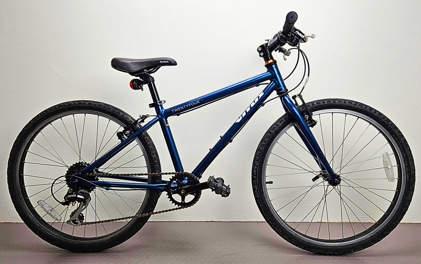 Vitus Twentyfour, 24", 8 växlar, bättre begagnat skick