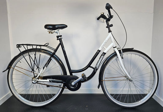 Svalan Shopping 3, 3 växlar, 28", bättre begagnat skick