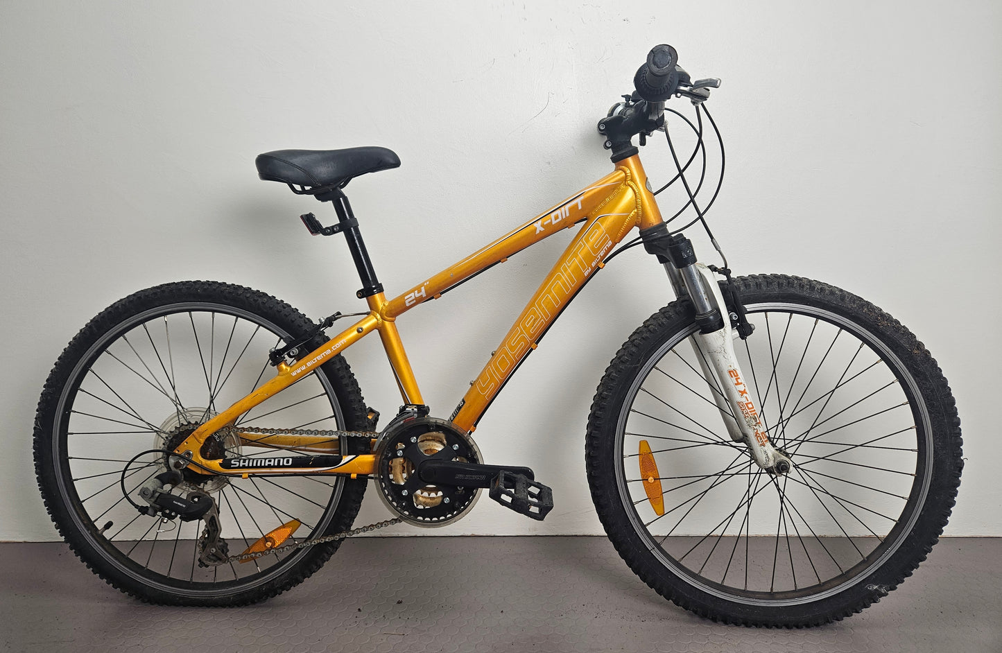 Yosemite X-Dirt, 24", 21 växlar, bra begagnat skick