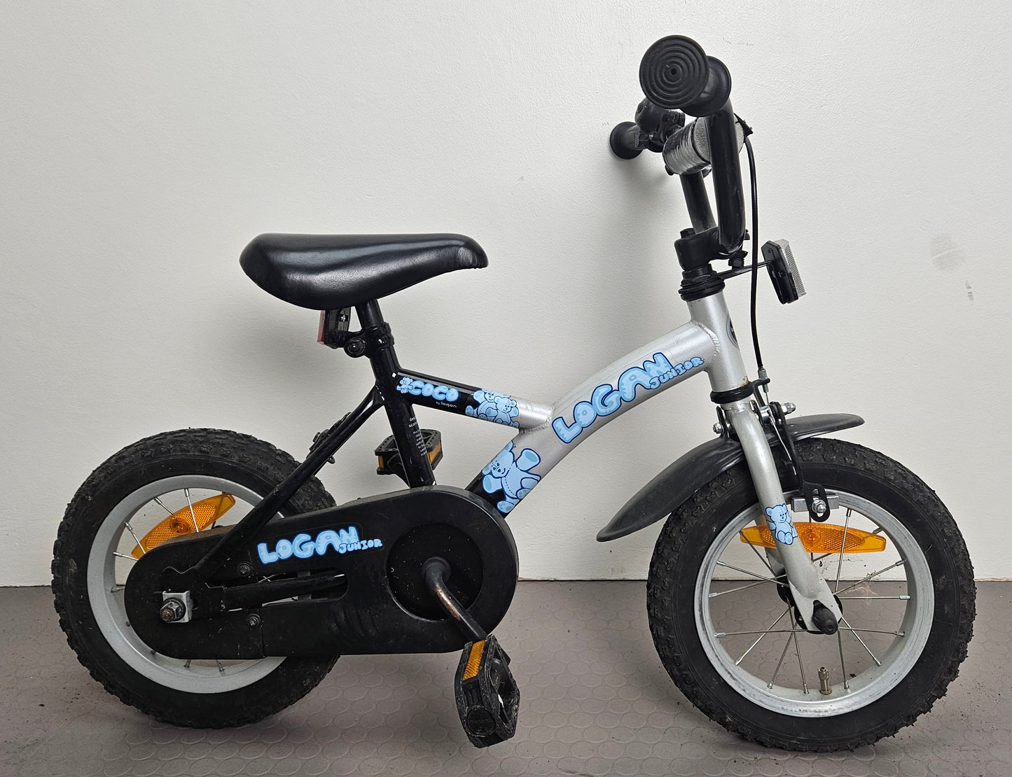 Logan Junior, 12", bättre begagnat skick