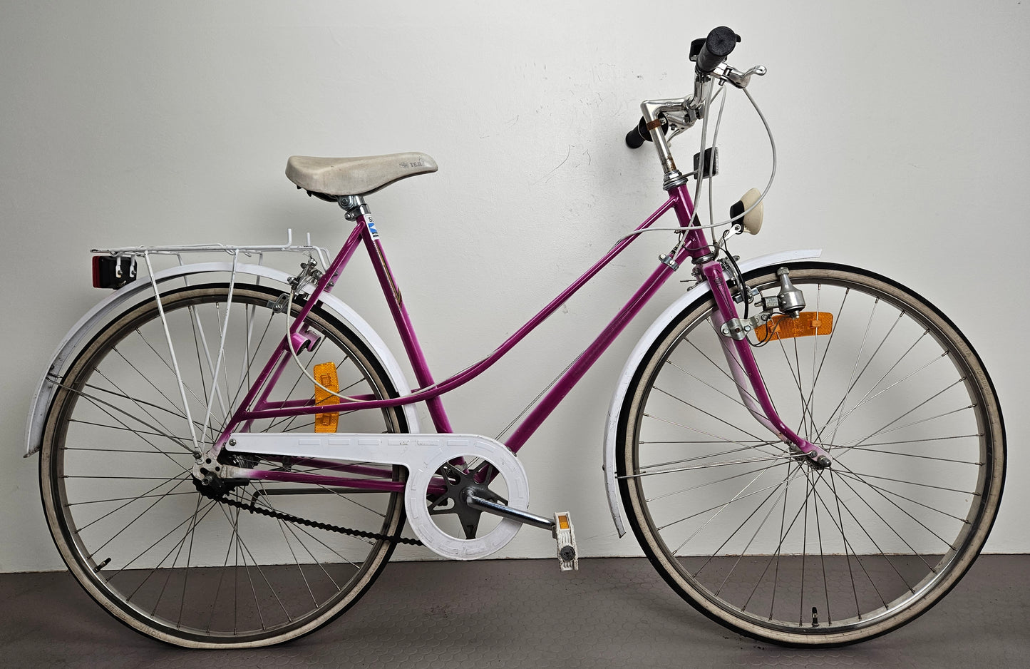 Crescent City Mixte, 28", 5 växlar, bättre begagnat skick