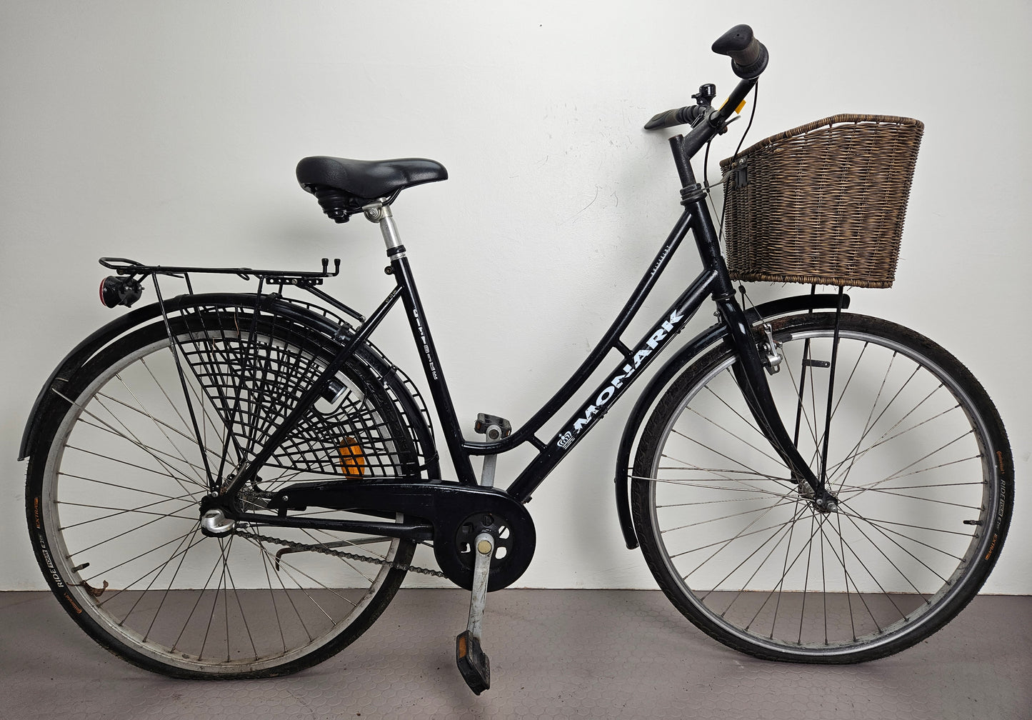 Monark Citybike Hvitfeldt, 28", 3 växlar, bättre begagnat skick