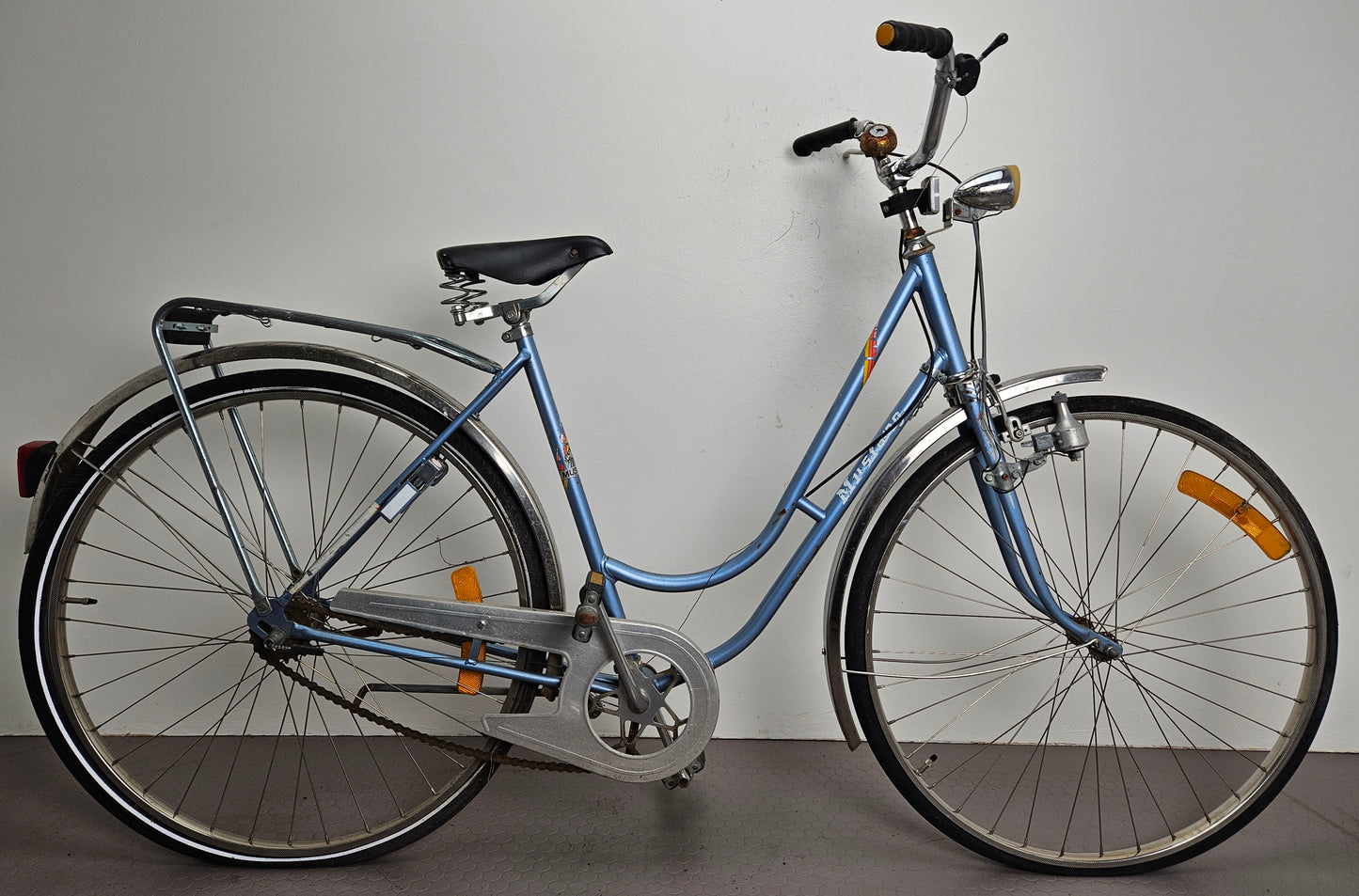 Mustang City, 28", 3 växlar, bra begagnat skick