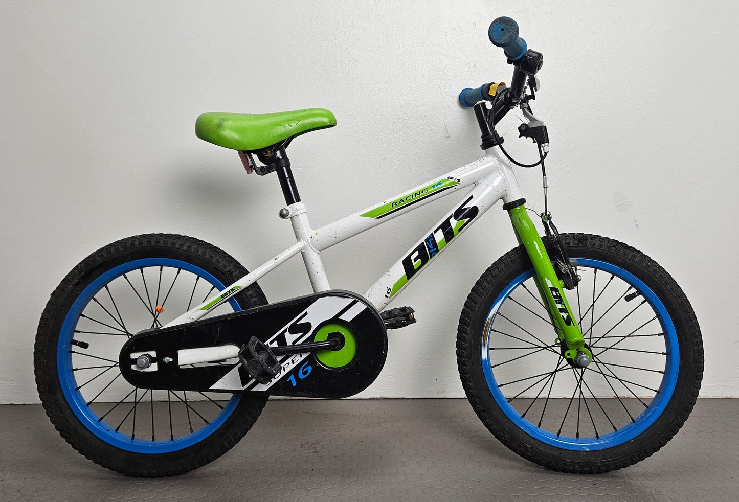 Bits Racing 16, 16", bättre begagnat skick