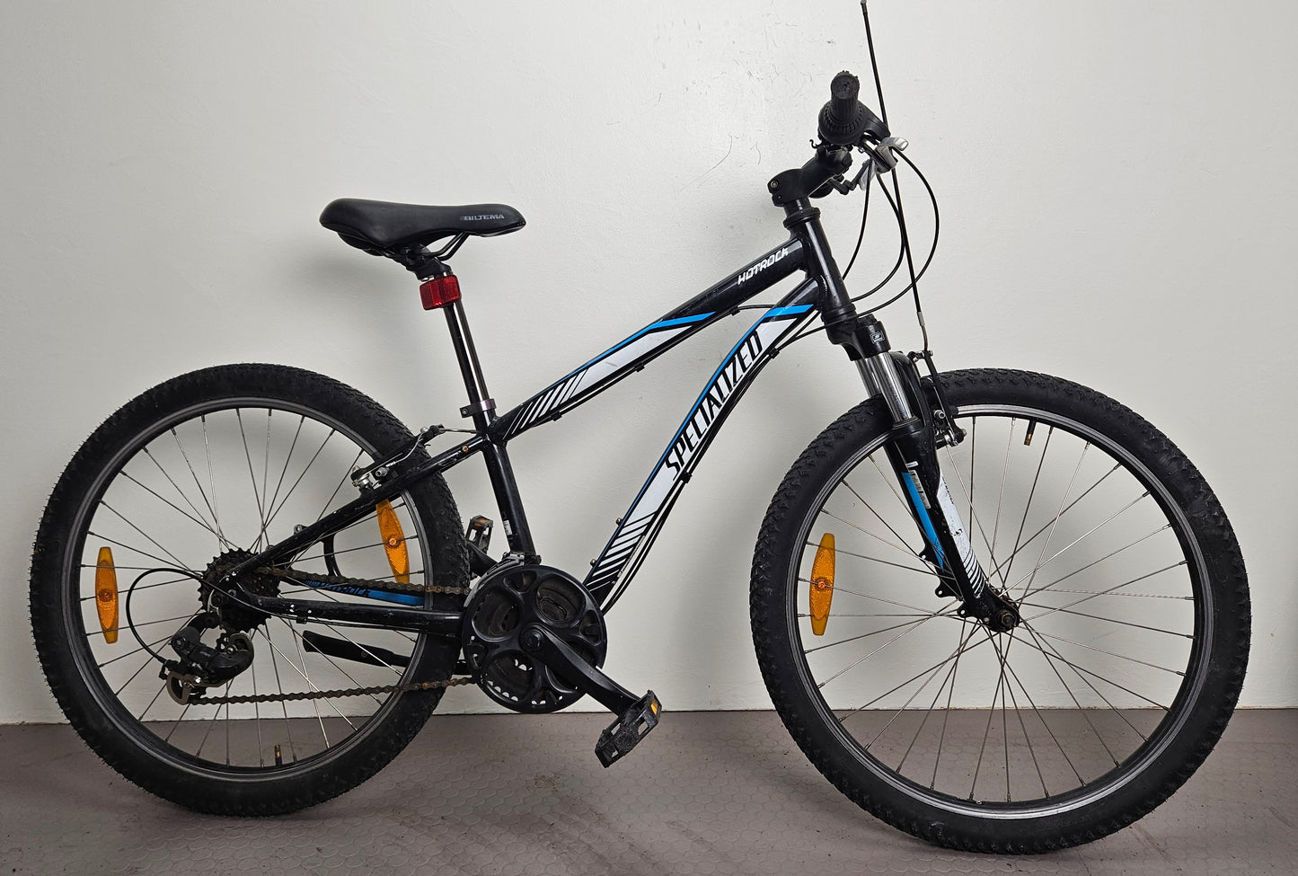 Specialized Hotrock, 24", 21 växlar, bättre begagnat skick
