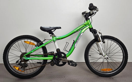 Specialized Hotrock, 20", 6 växlar, bättre begagnat skick