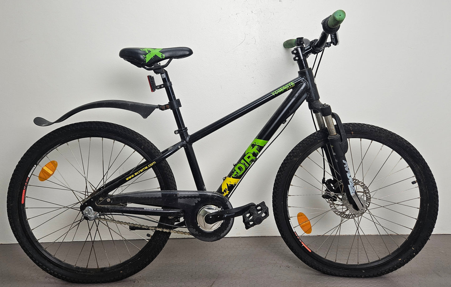 Yosemite X-Dirt, 24", 3 växlar, bättre begagnat skick