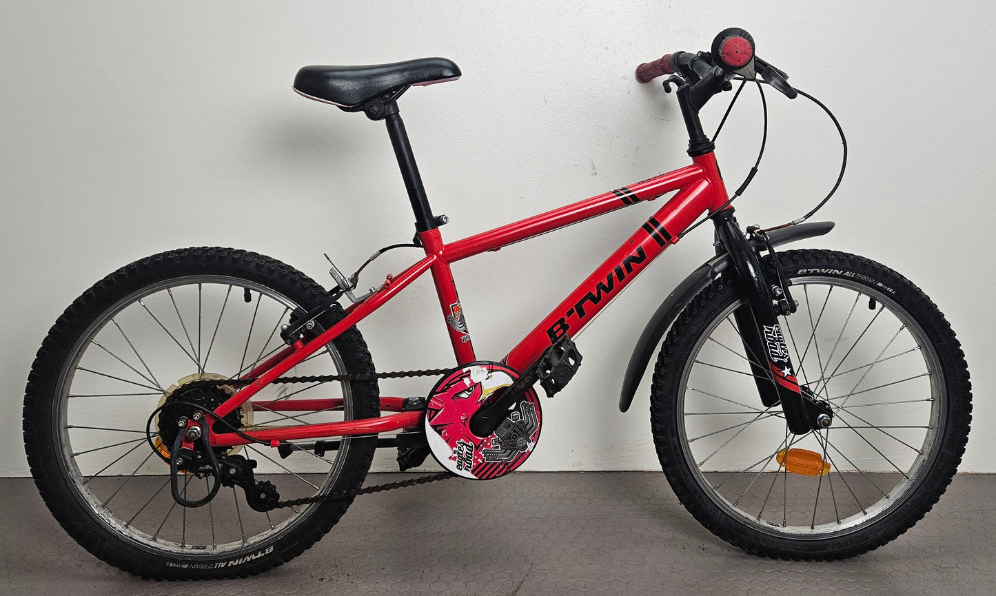 Btwin Racing Boy, 20", 5 växlar, bättre begagnat skick