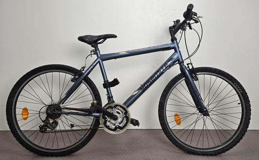 Yosemite X-Sport, 26", 18 växlar, bättre begagnat skick