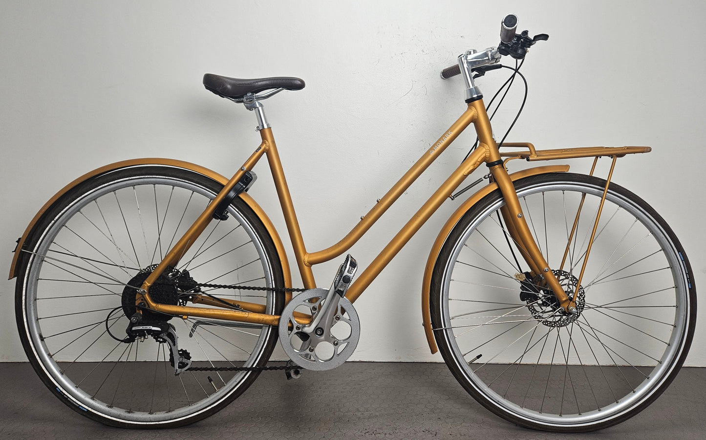 Monark Karla, 28", 8 växlar, bättre begagnat skick