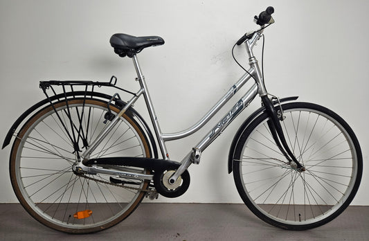 Svalan City 3, 28", 3 växlar, bättre begagnat skick