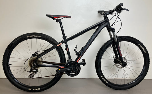 Merida Big Seven Striker, 27.5", 24 växlar, bättre begagnat skick
