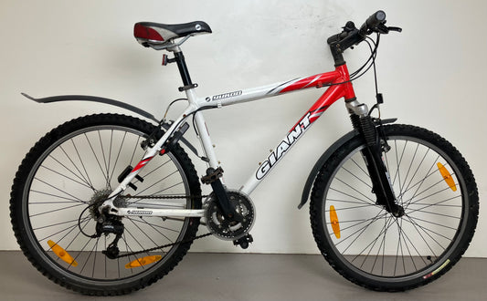 Giant Yukon, 26", 24 växlar, bättre begagnat skick