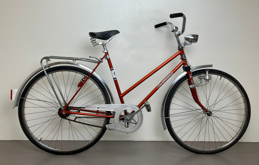 Crescent City, 27", bättre begagnat skick
