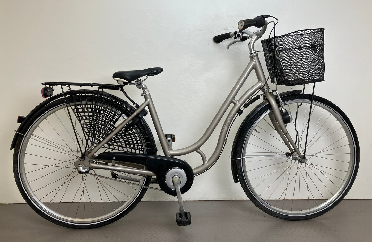 Trek Mariehamn, 28”, 3 växlar, bättre begagnat skick