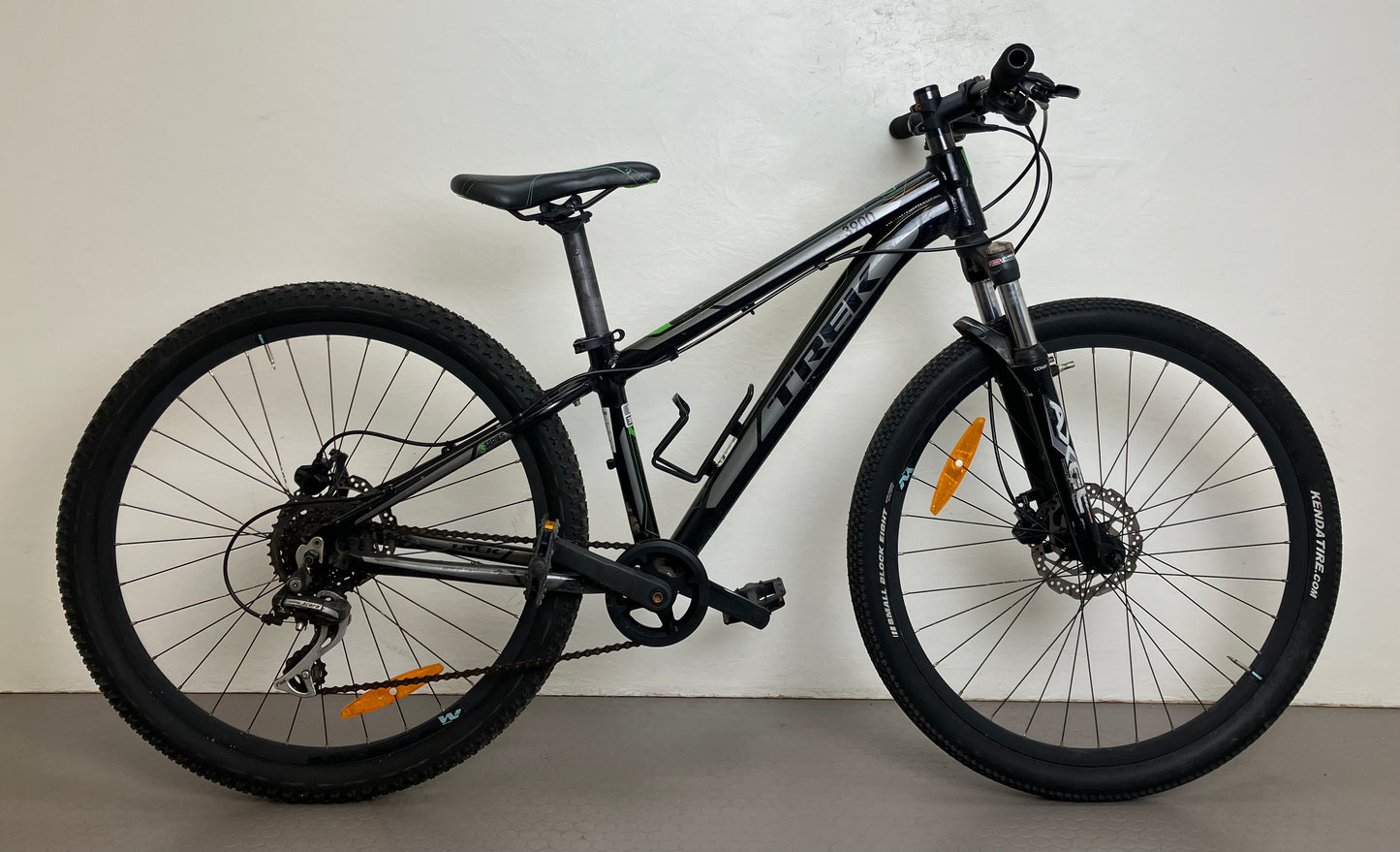 Trek Three Series 3900, 26”, 8 växlar, bättre begagnat skick