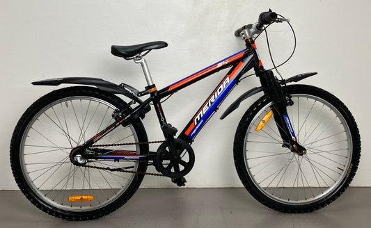 Merida MTB Racing Series, 24”, 3 växlar, bättre begagnat skick