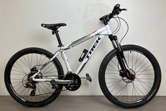 Trek 3700, 26”, 24 växlar, bättre begagnat skick