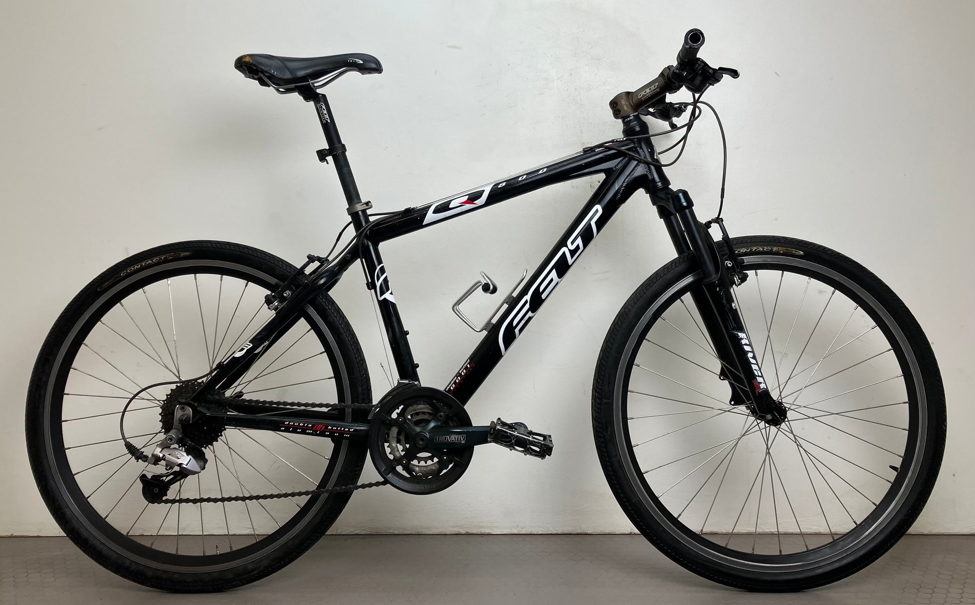 felt q800 mountainbike Felt Q800, 26”, 27 växlar, bättre begagnat skick – Cykeloutlet