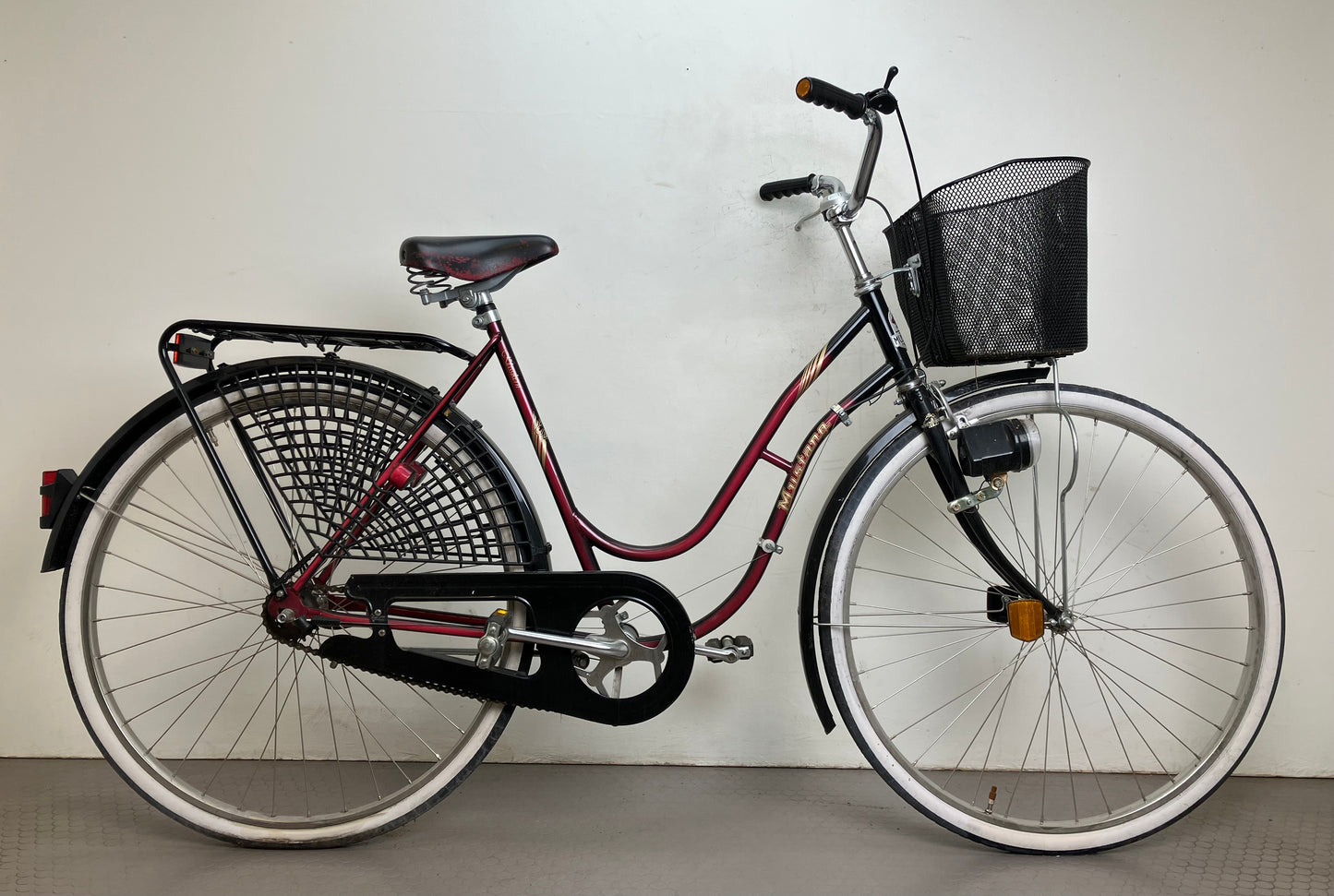 Mustang Klassikern, 28”, 3 växlar, bättre begagnat skick