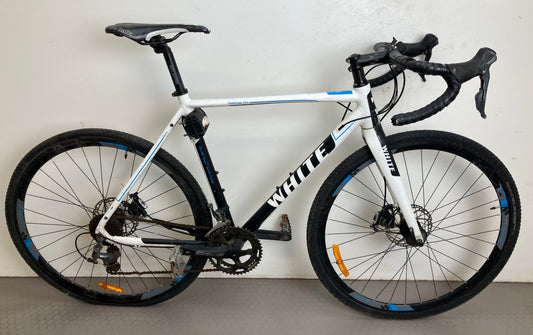 White CX (Cyclo Cross) Pro, 28", 20 växlar, bättre begagnat skick