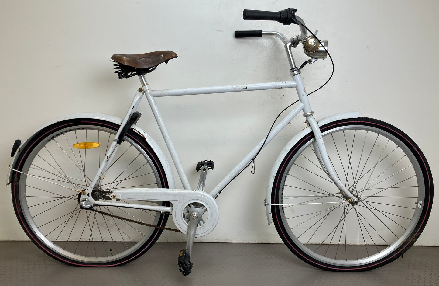 Stålhästen Retro Vit, 28”, 3 växlar, bättre begagnat skick