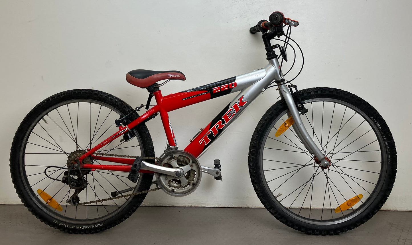 Trek Mountaintrack 220, 24”, 18 växlar, bättre begagnat skick