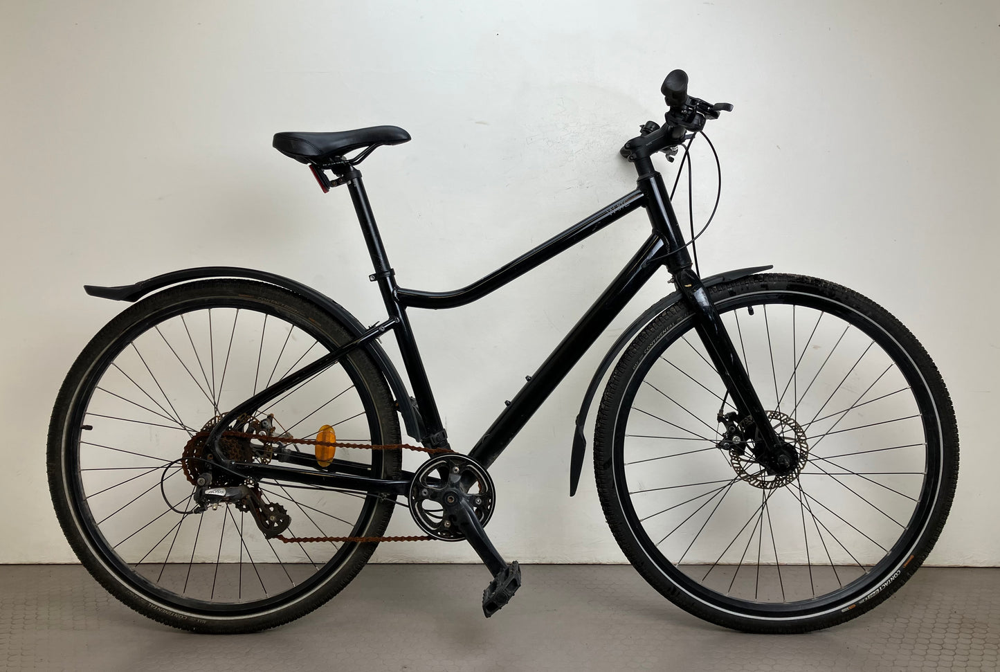 White AX Space Black, 28”, 8 växlar, bättre begagnat skick