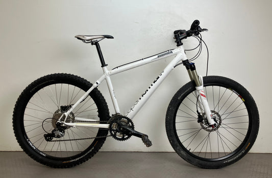 Commencal Supernormal, 26”, 27 växlar, bättre begagnat skick
