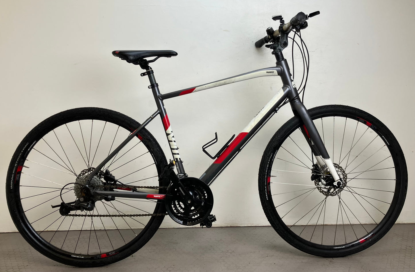 White SC Comp, 28", 24 växlar, bättre begagnat skick