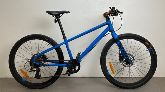 White XC 240 Lite, 24”, 8 växlar, bättre begagnat skick
