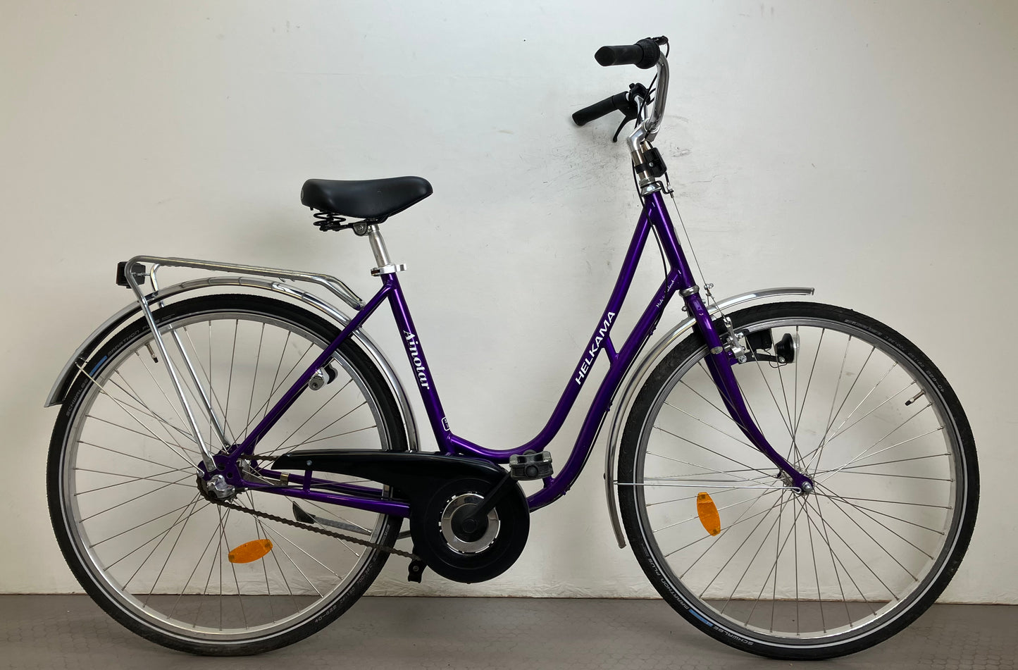 Helkama Ainotar, 28”, 3 växlar, bättre begagnat skick