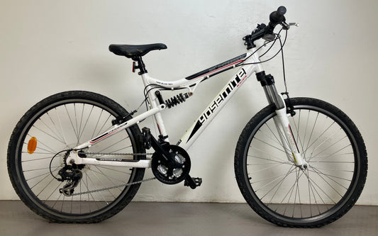 Yosemite X-Country, 26”, 21 växlar, bättre begagnat skick