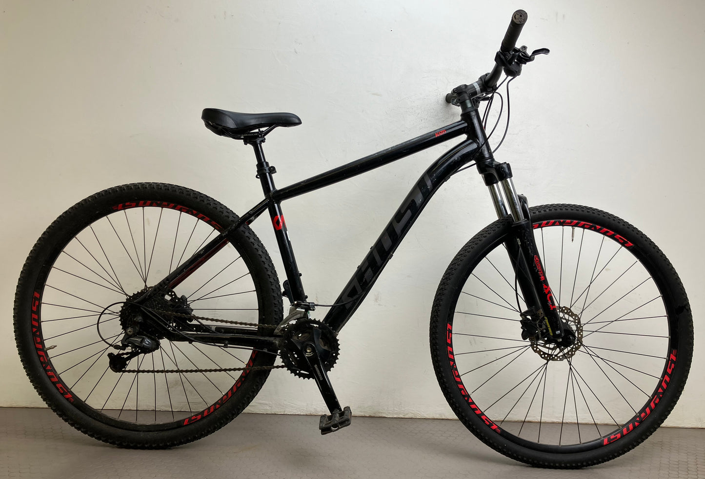 Ghost Kato, 29”, 27 växlar, bättre begagnat skick