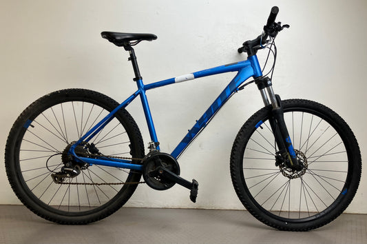 White XC 275 Trainer, 27.5”, 24 växlar, bättre begagnat skick
