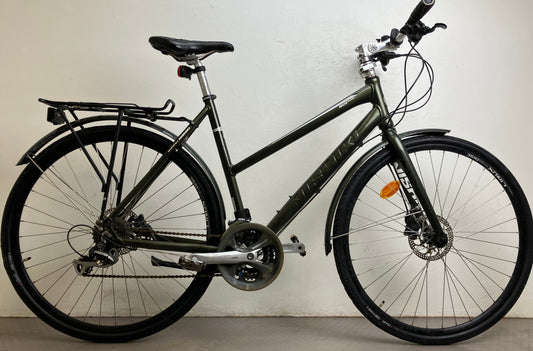 Nishiki 501 City Hybrid, 28”, 24 växlar, bättre begagnat skick
