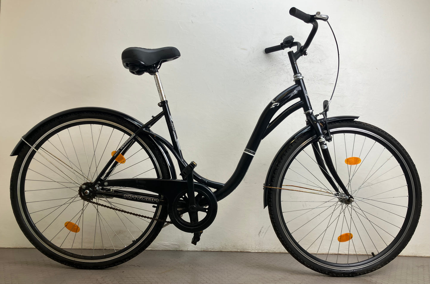Kayoba Swan, 28”, bättre begagnat skick