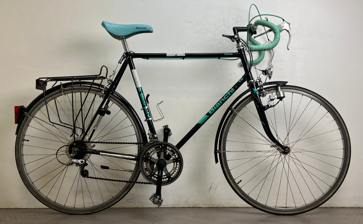 Bianchi Corsa, 28”, 18 växlar, bättre begagnat skick