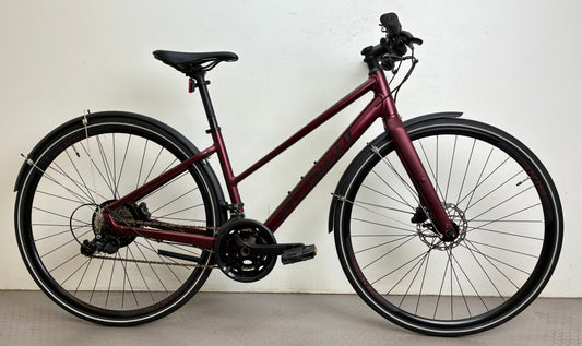 Specialized Sirrus 3.0, 28”, 18 växlar, bättre begagnat skick