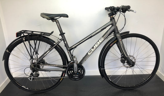 Cube Ltd Pro, 28", 24 växlar, bättre begagnat skick