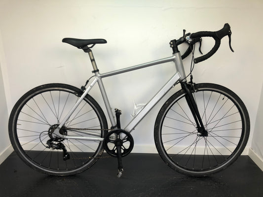 Btwin Triban RC100, 28", 7 växlar, bättre begagnat skick